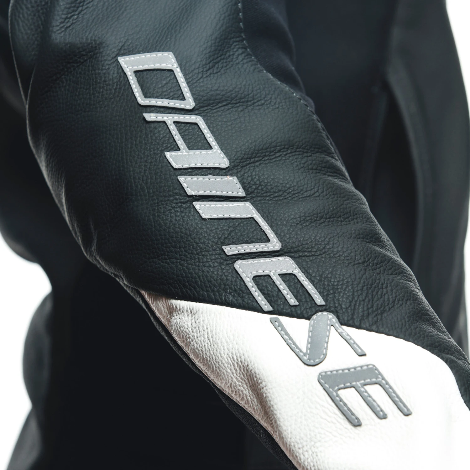 Dainese Rapida Lady Perforated Leather Jacket 10 Dainese Rapida Lady Perforated Leather Jacket - Image 10